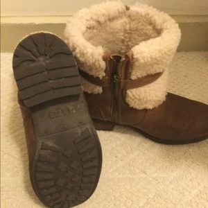 Ugg boots  Cyber Monday sale!!!!🤩